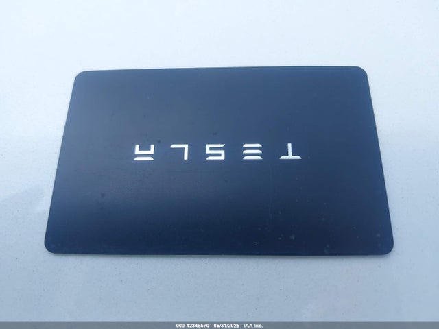 2021 TESLA MODEL Y 5YJYGDEE9MF114967 Photo 10