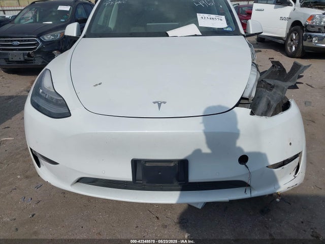 5YJYGDEE9MF114967 Tesla 2021