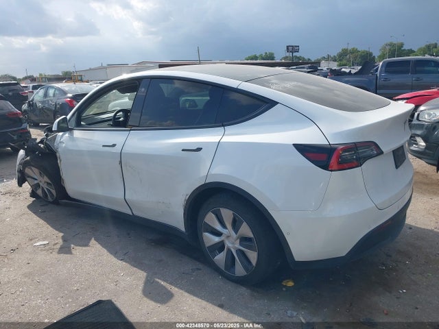 2021 TESLA MODEL Y 5YJYGDEE9MF114967 Photo 2