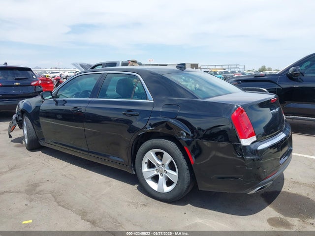 2C3CCAAG1FH749601 Chrysler 300 Limited