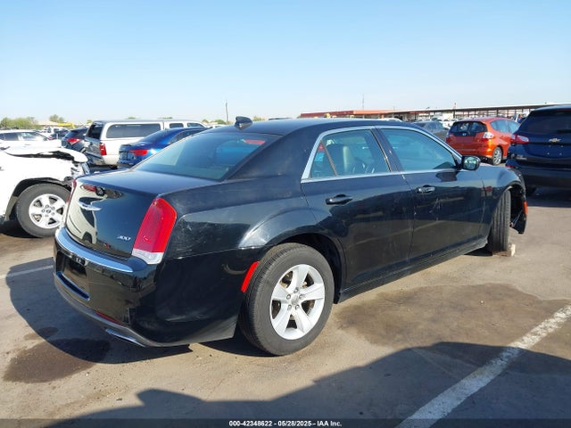 2C3CCAAG1FH749601 Chrysler 300 Limited