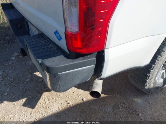1FT7W2B60KEE58704 Ford F-250 Xlt