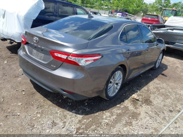 2019 TOYOTA CAMRY 4T1B11HKXKU261063 Photo 3