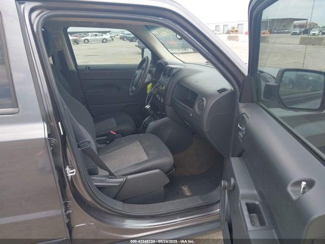 Jeep Patriot Altitude 2014 1C4NJPBA4ED769988 Image 5