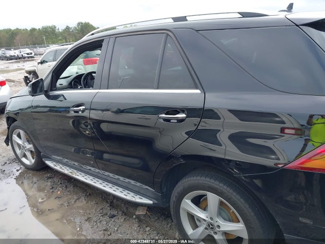 4JGDA5JB6JB043075 Mercedes-Benz m276