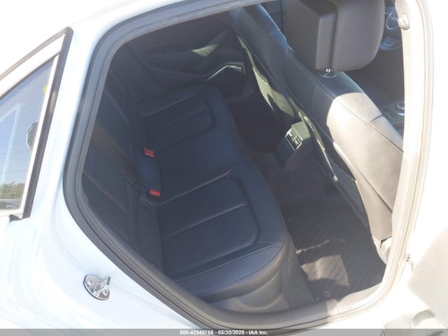 WAUJ8GFF0G1063649 Audi A3 2.0t Premium