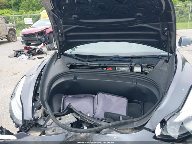 2018 TESLA MODEL 3 5YJ3E1EA8JF110092 Photo 9