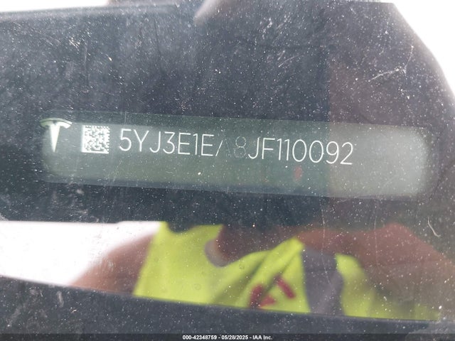 2018 TESLA MODEL 3 5YJ3E1EA8JF110092 Photo 8