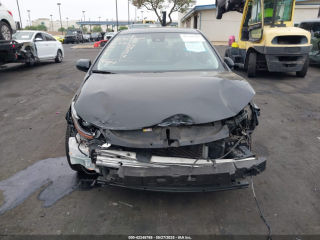 JTDEPMAE7MJ163411 Toyota COROLLA LE