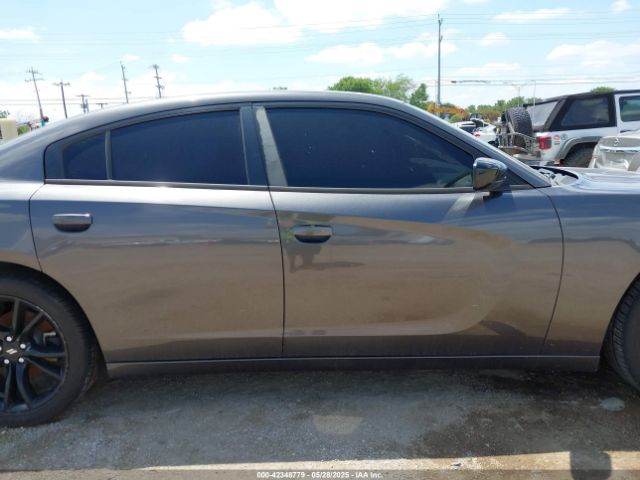 2C3CDXBG6JH206865 Dodge Charger Sxt Rwd