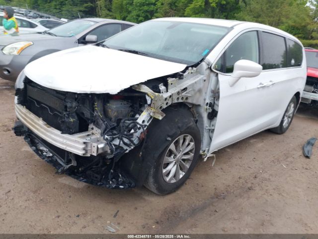2019 CHRYSLER PACIFICA 2C4RC1FG4KR523569 Photo 1