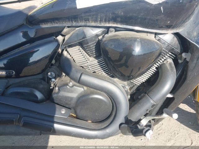2014 SUZUKI VZR1800 JS1VY53A1E2100050 Photo 7