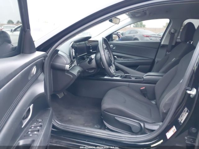 2022 HYUNDAI ELANTRA KMHLS4AG4NU239492 Photo 4