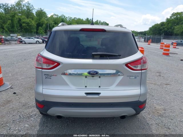 1FMCU9J93EUD26812 Ford Escape Titanium