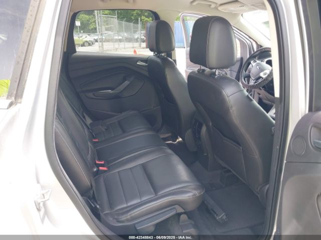 1FMCU9J93EUD26812 Ford Escape Titanium
