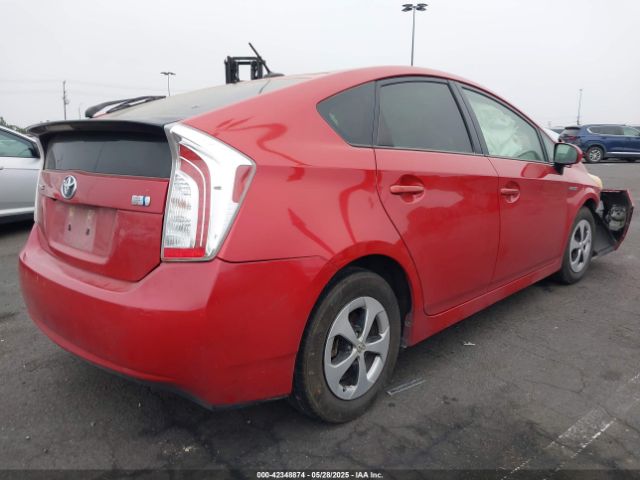2013 TOYOTA PRIUS JTDKN3DU5D1647860 Photo 3