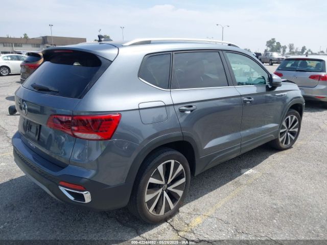2024 VOLKSWAGEN TAOS 3VVEX7B25RM001925 Photo 3