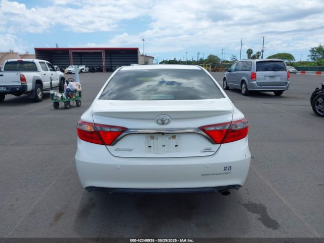 4T1BF1FK3GU141570 Toyota CAMRY XSE