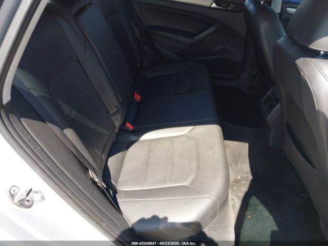 1VWBN7A3XEC001459 Volkswagen Passat 2.0l Tdi Se
