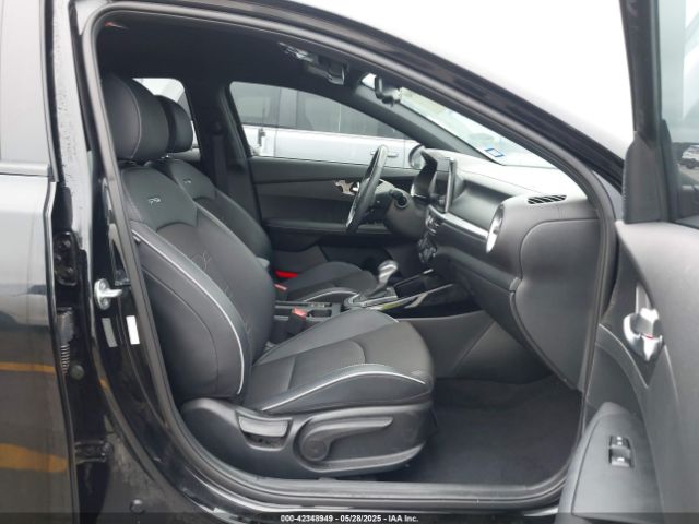 2023 KIA FORTE 3KPF54ADXPE640092 Photo 4
