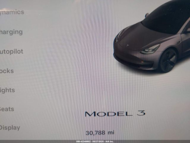 5YJ3E1EAXPF405588 Tesla 2023