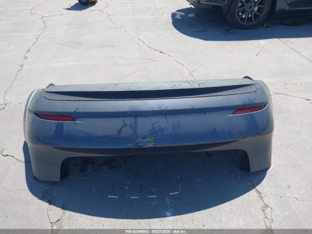 5YJ3E1EAXPF405588 Tesla 2023