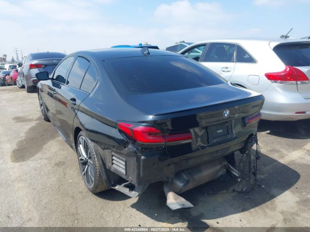 2022 BMW 530 WBA53BH07NWX62224 Photo 2