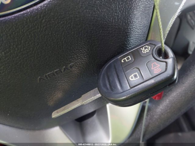 3FADP4BJ7KM147125 Ford 2019