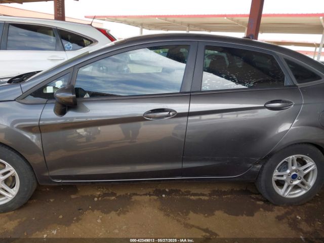 3FADP4BJ7KM147125 Ford 2019