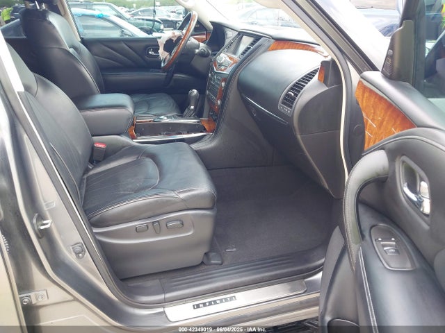 Infiniti QX80 2016 JN8AZ2NF4G9612778 Image 5