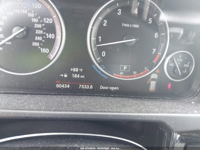 BMW 2018 2018 5UXKR2C59J0Z22560 Image 7