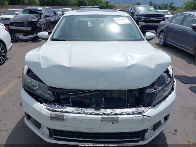 1VWBT7A36HC068828 Volkswagen Passat 1.8t Se
