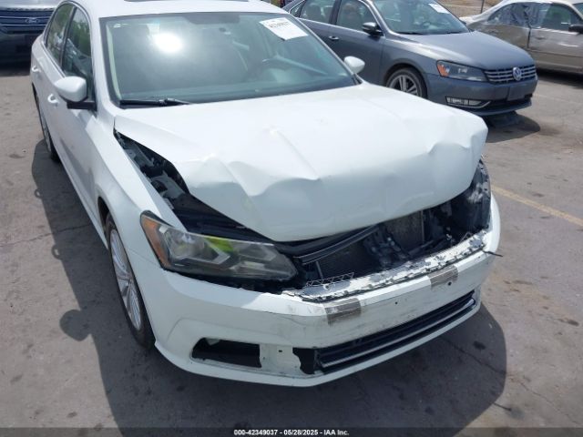 2017 VOLKSWAGEN PASSAT 1VWBT7A36HC068828 Photo 5