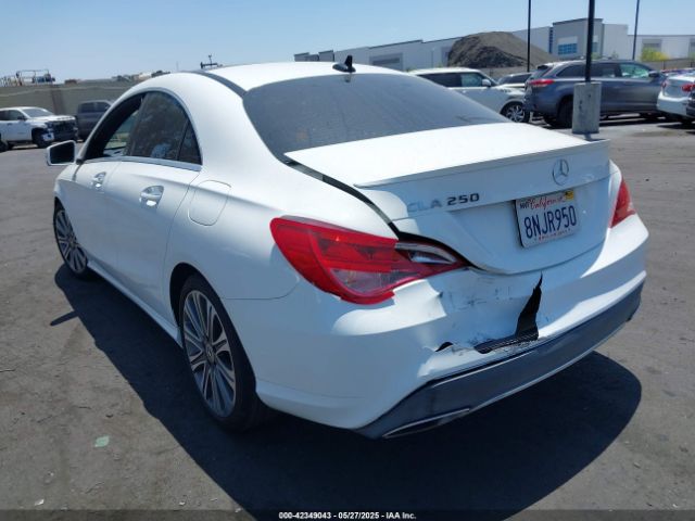 2019 MERCEDES-BENZ CLA 250 WDDSJ4EBXKN742733 Photo 2
