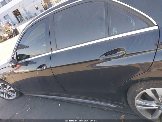 WDDHF5KB2FB104554 Mercedes-Benz 2015
