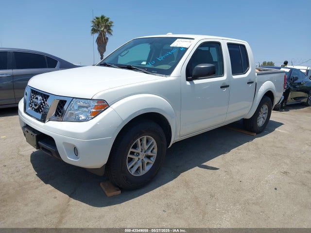 1N6AD0ER0EN725587 Nissan 2014