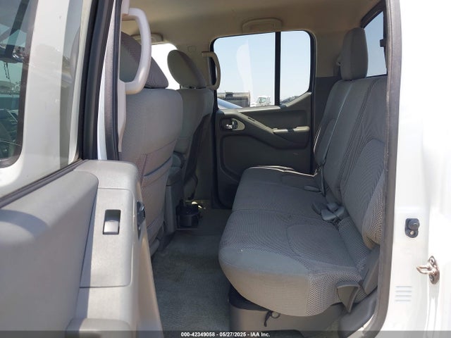 1N6AD0ER0EN725587 Nissan 2014