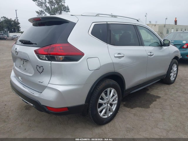 KNMAT2MT8JP621376 Nissan 2018