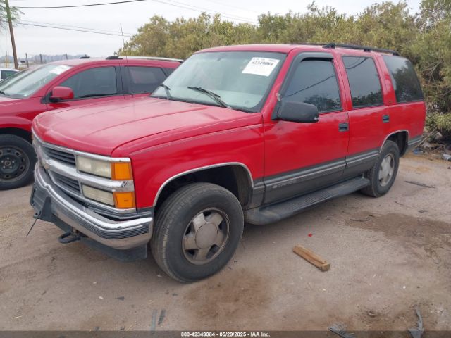 1999 CHEVROLET TAHOE 1GNEK13R7XJ452832 Photo 1