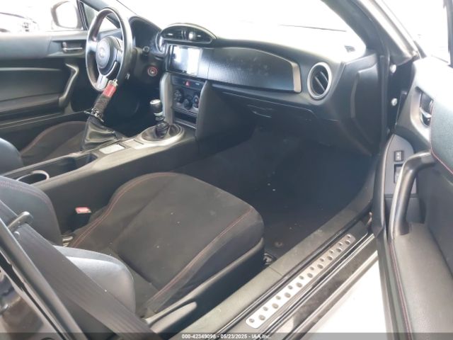 2013 SCION FR-S JF1ZNAA11D1709578 Photo 4