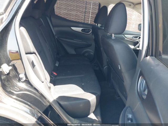 JN1BJ1AV0MW305039 Nissan ROGUE SPORT