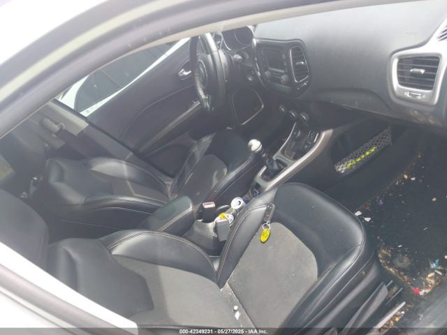 2018 JEEP COMPASS 3C4NJDBB2JT140726 Photo 4