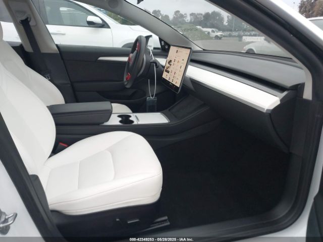 2022 TESLA MODEL 3 5YJ3E1EA5NF251126 Photo 4