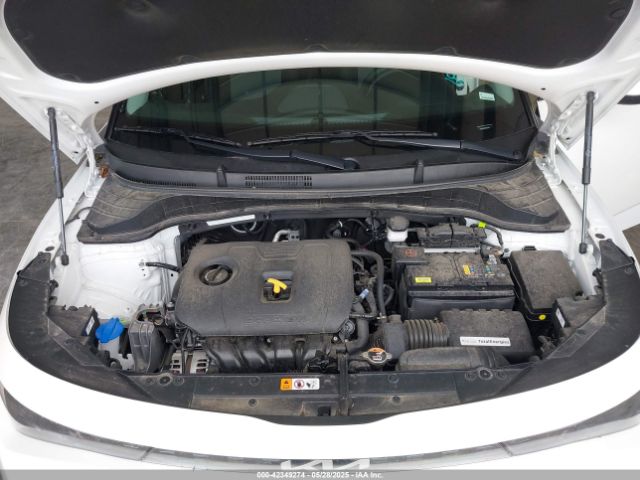 KNDJ23AU1R7237456 KIA SOUL LX