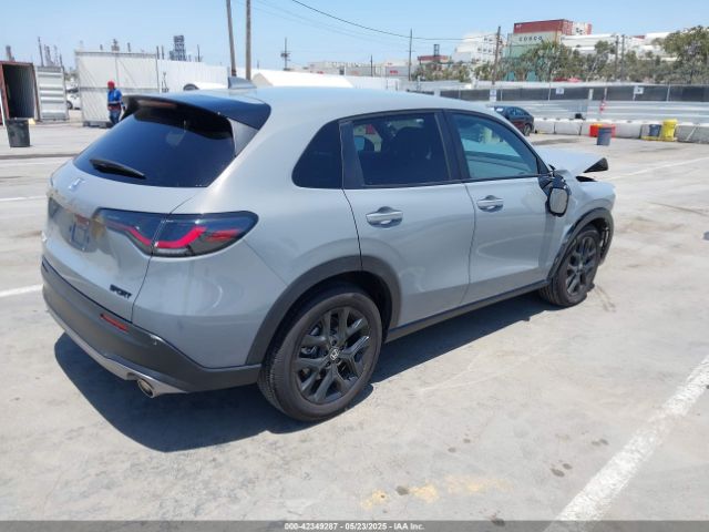 2024 HONDA HR-V 3CZRZ1H57RM751636 Photo 3