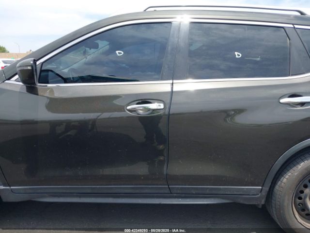 KNMAT2MT5HP526512 Nissan ROGUE S
