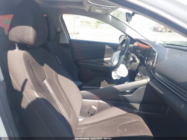 2022 HYUNDAI ELANTRA 5NPLN4AG5NH060478 Photo 4