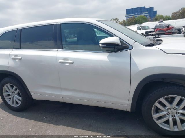 5TDZKRFH2ES025862 Toyota Highlander Le