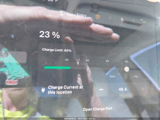 5YJ3E1EB2JF112106 Tesla 2018