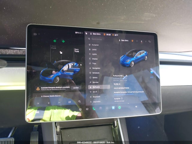 5YJ3E1EB2JF112106 Tesla 2018